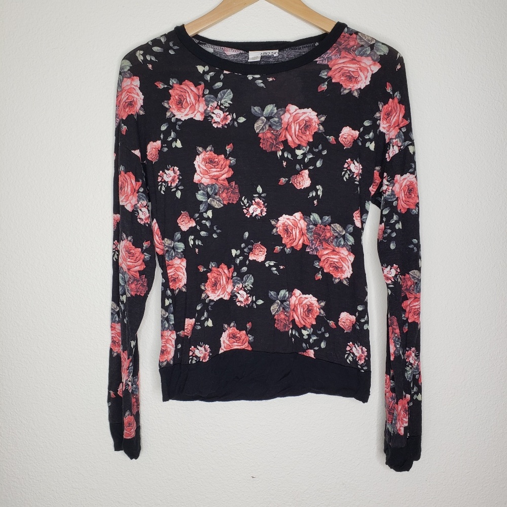 Abound Black Pink Roses LS Tee Shirt